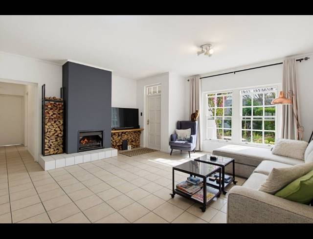 3 BEDROOM HOUSE FOR SALE IN ZEVENWACHT FARM VILLAGE